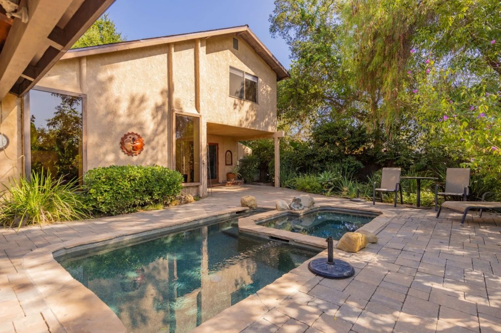 505 South Ventura Street, Ojai — pool